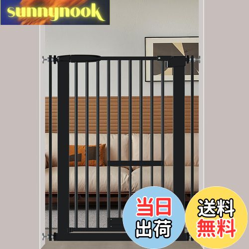 【送料無料】Seogva ペットゲート ベビーゲート 高さ103cm 間隔3 cm ペットゲート ドア付き 猫すり抜け防止 飛び越え防止ゲート 猫ドア付きゲート 過密フレーム付き（ブラック 62-71cm）