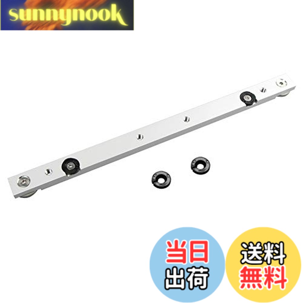 商品情報商品の説明主な仕様 3/8" x 3/4"規格のマイタ—スロットに使用できる、アルミ製・マイタ—スロットランナー。3箇所に施されたボルト穴は1/4インチ（6.35mm）なので、同規格のボルトおよび各種ジグパーツを取り付けることができます。※本製品に付属していませんのでご用意ください。ワッヤーで溝幅にぴったりフィットするよう調節することができます。両端に止め輪があり、マイタートラックからはねないように設計されます。長さ：300mm；重量：150g；