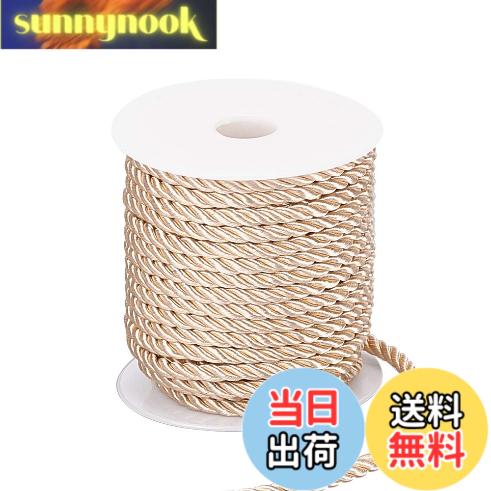 商品情報 商品の説明 主な仕様 強度が強いナイロン製：「PH PandaHall 」製のレ紐は、ナイロン素材を採用しております。強度が強く摩擦による毛羽立ちが少ないのが最大の特徴です。発色がよく摩擦や耐候性に優れているので、強度が必要な作品に向いている糸になります。ぜひ、ご活用くださいませ。使いやすい縒り糸タイプ ：「縒り糸」は「何本かの糸をより合わせた糸」のことを言います。1本だけだと、切れたり、ちぎれてしまったりする恐れがありますが、本製品は、3本の糸で結んであるため、耐久性が高く、切れにくくなっております。バリエーション豊富なカラー紐を：バリエーション豊富なカラー紐を揃えております！使用頻度の高い基本色が一気にまとめ、洋裁、補修や手芸の常備用に適用です。ハンドメイドやクラフトに合わせてお好みのカラーをお選びください。幅広い用途：ホームデコレーション：アームチェアやソファなど、家具の張り地のトリムとして使用できます。 また、装飾枕の縁取り、カーテンやトリム、オーナメントの作成、バナーの吊り下げ、ガーランドとしても使用できます。 また、寝具セット、羽毛布団、フォトフレームや窓のプロジェクトに装飾を施すことができます。 普通の家のインテリアを際立たせ、注目させることができます。ハンドメイド で大活躍：高品質で丈夫な紐なのであらゆるハンドメイドにも対応できます。初心者から手芸愛好家までお使い頂けます！ # 【送料無料】PH PandaHall ツイスト ナイロン ロープ 直径約5mm 長さ18m 編みコード レーヨンコード 手芸コード 髪飾り 成人式 和装用リボン ラッピングコード カーテンロープ 3本のストランド 手作り素材 ナイロンコード DIY用壁掛け用 クラフトロープ 紙袋の手持ち 紐 手芸やDIYを楽しむ上で、使いやすくて強度のある素材を探している方は多いのではないでしょうか。せっかくの作品が劣化してしまうとがっかりしますよね。そんな悩みを解決するために、PH PandaHallのツイストナイロンロープが登場しました。このロープは直径約5mm、長さ18mという充実のサイズに加え、強度が高く、摩擦にも強いため、アイデアを形にする際のパートナーとして最適です。さまざまなカラーが揃っているので、ハンドメイドやラッピング、さらにはインテリアにも幅広く使えます。作品作りに役立つこのロープをぜひお試しください。あなたの創造的なアイデアを実現するお手伝いをいたします。 ## 高強度と耐久性 - 手芸の最適パートナー PH PandaHallのツイストナイロンロープは、強さと耐久性を兼ね備えています。まず、ナイロンという素材は一般的に強度が高く、摩耗に対する耐性も優れています。特に編みタイプのロープは、通常の糸と比べて切れる心配が少ないのが特長です。この製品では、3本のストランドがねじれているため、より高い耐久性を誇ります。強靭さを求めるハンドメイドやDIY作品にピッタリです。 また、色あいも豊富で、どんな用途にも選びやすいラインナップとなっています。洋裁やクラフトでの使用はもちろん、髪飾りや成人式の和装リボンとしても大活躍します。さまざまなデザインに対応できるため、クリエイティブな発想を持つ方にとっては必需品となることでしょう。 実際に使用する際は、手元にある道具と組み合わせてみてください。例えば、カーテンのロープやラッピング用のリボンとしても使えるので、インテリアに華やかさを加えることができます。これ一つで、さまざまなアイデアが広がり、創造力を引き出す手助けをしてくれることでしょう。 PH PandaHallのツイストナイロンロープで、あなたの手芸やDIYをより楽しく、そして豊かにできます。強度と美しさを兼ね備えたこのロープは、あなたの作品を引き立てる素晴らしい素材です。さまざまなシーンでの活躍をお楽しみください。 ## 幅広い用途 - DIYから生活雑貨まで このナイロンロープは、家庭内でのさまざまな用途に最適です。まずは、手芸。特に洋裁や装飾品の製作で力を発揮します。高強度なため、バッグやアクセサリー、さらには衣類の補修にも耐えることができます。自身の作品を楽しみながら、思い入れのあるアイテムが完成します。 次に、ホームデコレーションとしての利用も考えられます。アームチェアやソファのトリム、装飾枕の縁取り、カーテンのデザインなど、インテリアに上品さを加える要素として大変役立ちます。また、バナーやガーランドとしても使用でき、家族や友人を招いたイベントを盛り上げるアイテムにもなります。 さらには、親子でのクラフト活動にも使えます。子どもと一緒に簡単なDIYを楽しむことができ、完成した作品を生活の中に取り入れることで、より愛着が湧くことでしょう。特に、子どもの成長を感じる瞬間でもあり、かけがえのない思い出となります。 もちろん、環境にも配慮したい方には、再利用可能な形での使用も推奨します。使い終わった後も、新たな活用方法を見出すことで、持続可能なライフスタイルを送る手助けができます。このナイロンロープがあれば、使い道は無限大です。ぜひ、自分だけのアイデアを形にし、日々の生活をより楽しいものにしましょう。 ## 注意事項と取り扱い PH PandaHallのツイストナイロンロープを扱う上で、いくつかの注意点があります。まず、強度が高いとはいえ、適切な使用方法を守ることが大切です。特に、過度の力を加えたり、鋭利なものでこすったりしないようにしましょう。これにより、長期間にわたって良好な状態で使い続けることが可能です。 次に、乾燥した場所での保管をおすすめします。湿気の多い場所では、ロープが劣化しやすくなります。使用しないときは、直射日光を避けて保管してください。また、小さなお子様がいる家庭では、ロープを遊び道具として誤使用しないよう、大人が注意を払うことが求められます。 さらに、使用中にほつれや損傷が見られた場合は、すぐに使用を中止し、交換してください。安全に楽しむためには、このような基本的な取り扱いを確実に守ることが大切です。 このように、PH PandaHallのツイストナイロンロープは、手芸だけでなく多様な用途に使える非常に便利なアイテムです。正しい使い方を心がけ、あなたのクリエイティブな活動を充実させてください。 ## みんなのレビューと活用事例 最後に、使用者から寄せられたレビューをいくつか紹介します。多くの方が「強度が高く使いやすい」と評価しており、特にDIY初心者から手芸愛好家まで幅広く支持されています。中には、成人式の髪飾りや、特別なイベントのラッピングに使った方もいらっしゃいます。実際に手に取った方の声は非常に参考になります。 また、SNSでも多くの投稿が見られ、「PH PandaHallのナイロンロープで作った作品がとても良い」といった嬉しい声が多く寄せられています。中には、カーテンやインテリアに取り入れた事例があり、家全体の雰囲気を変えられたと感激する声もありました。 さらに、家族でクラフトを楽しむ様子をシェアしている方も多いです。このロープがあれば、親子での楽しい時間を過ごすことができるといった体験談が多く見受けられます。 これらのレビューは、あなたの購入を決定する際の大きな参考になることでしょう。ぜひ、あなたもPH PandaHallのツイストナイロンロープで、素晴らしい作品を生み出してみてください。多彩な使い方で、あなたのクリエイティブな才能を引き出す手助けをします。 ## まとめ - PH PandaHallツイストナイロンロープは高強度で優れた耐久性。 - 手芸からインテリア、DIYまで幅広い用途に対応。 - 使いやすい編みタイプで初心者からプロまで活躍。 - 保管や取り扱いに注意し、長持ちさせることが可能。 - みんなのレビューでも高評価、親子での利用もおすすめ。 あなたの創造的な活動をサポートするこのナイロンロープを、ぜひお試しください
