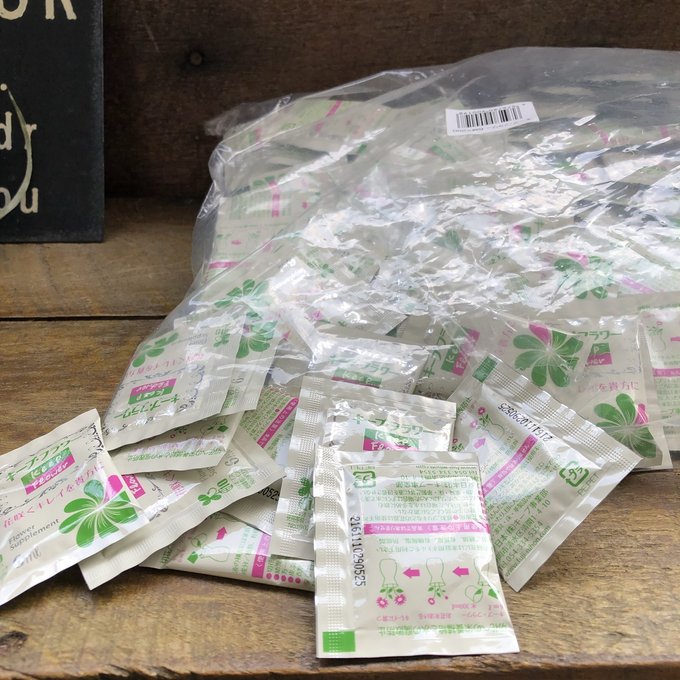 大容量 6ml×200袋 切花栄養剤 キープフラワー 切花切り花 活力剤 延命剤 長持ち 小分け 使い切り　お試し