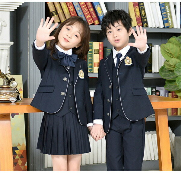 4点セット 卒業式 スーツ 入学式 スーツ 子供スーツ 紺 女の子 男の子 制服 スーツ ジュニアスーツ キッズ 卒業式服 フォーマル カジュアル 大きいサイズ 七五三 韓国風 卒園式 入園式 卒服 グレー 100 110 120 130 140 150 160 180 ベスト セーター dt487d3d3g4/代引き不可