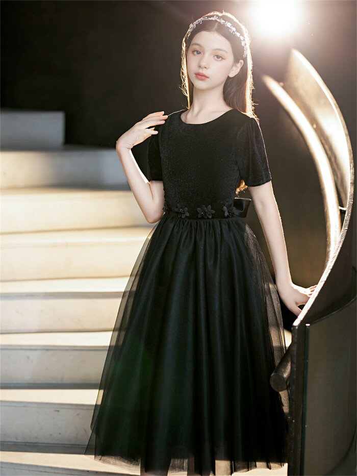 ピアノ発表会 ドレス 子供 女の子 発表会 子ども ワンピース ブラック 黒 半袖 お祝い日 演奏会 音楽会 フォーマル 誕生日 撮影 パーティー ブラックドレス ジュニア キッズ ミモレドレス ミモレ丈 中学生 高校生 可愛い 七五三 結婚式 卒業式 入学式