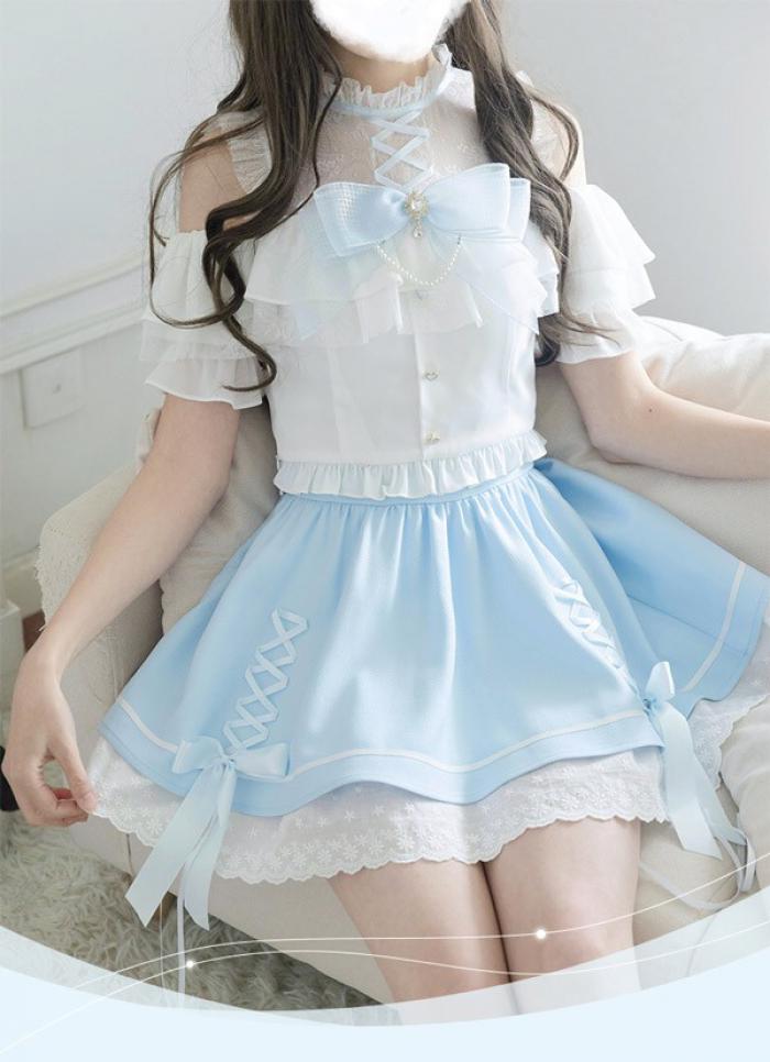 量産型 セットアップ エンジェルスリーブ 肩出し ロリータ 夏 透け感あり スカート レース 半袖 レディース 女子 リボン ショート丈 蝶結び フリル オープンショルダー かわいい 病みかわいい 学生 お姫様 プリンセス お出かけ 通勤 ブルー 水色 ホワイト S M L da921m4m4x0