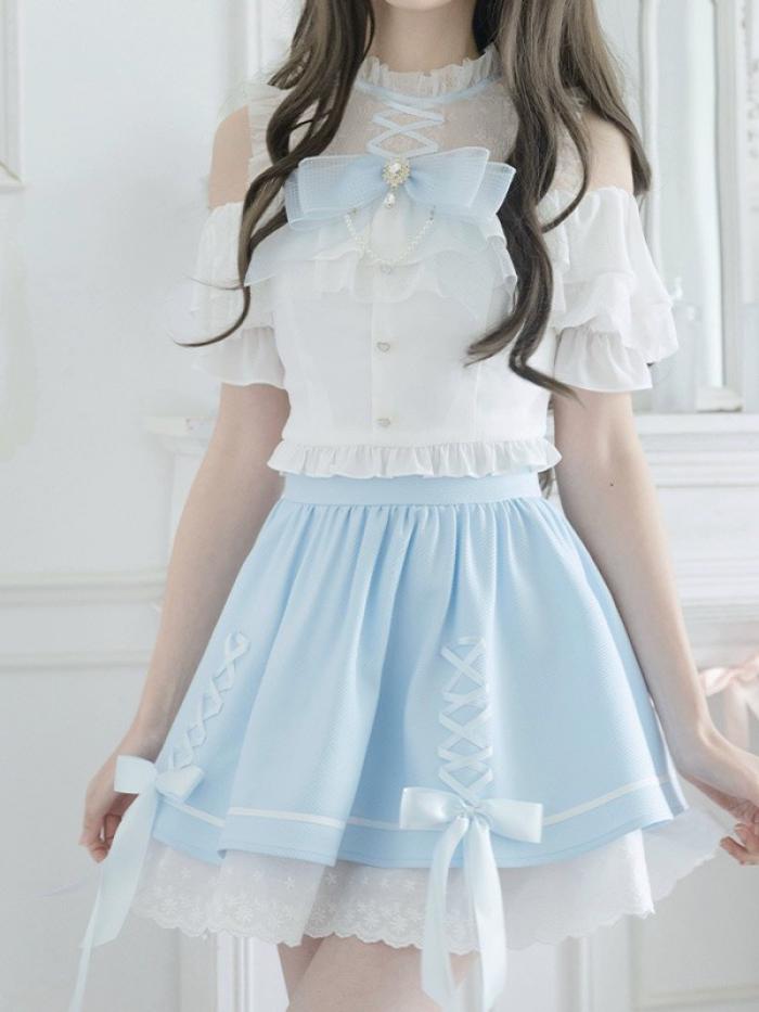 量産型 セットアップ エンジェルスリーブ 肩出し ロリータ 夏 透け感あり スカート レース 半袖 レディース 女子 リボン ショート丈 蝶結び フリル オープンショルダー かわいい 病みかわいい 学生 お姫様 プリンセス お出かけ 通勤 ブルー 水色 ホワイト S M L da921m4m4x0
