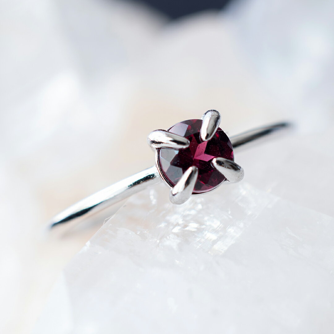 シルバーリング天然石ロードライトガ...