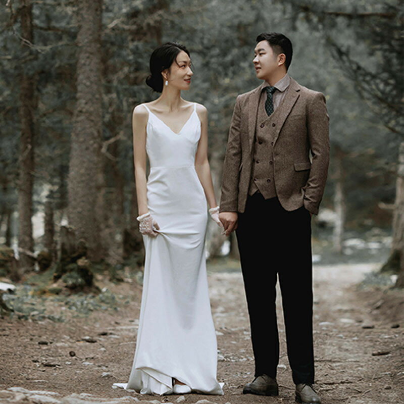 ウェディングドレス キャミソールタイプ 結婚式ドレス Vネック 背中空き wedding d...