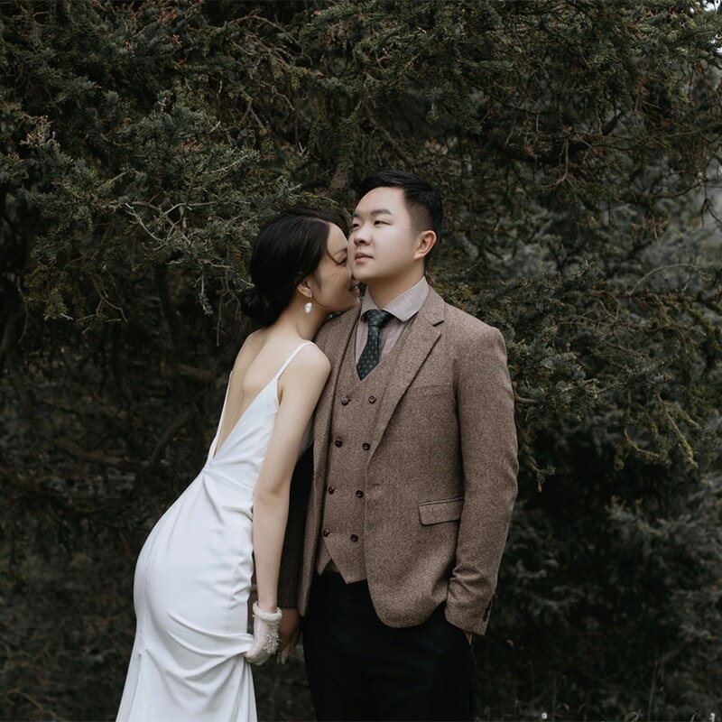 ウェディングドレス キャミソールタイプ 結婚式ドレス Vネック 背中空き wedding d...