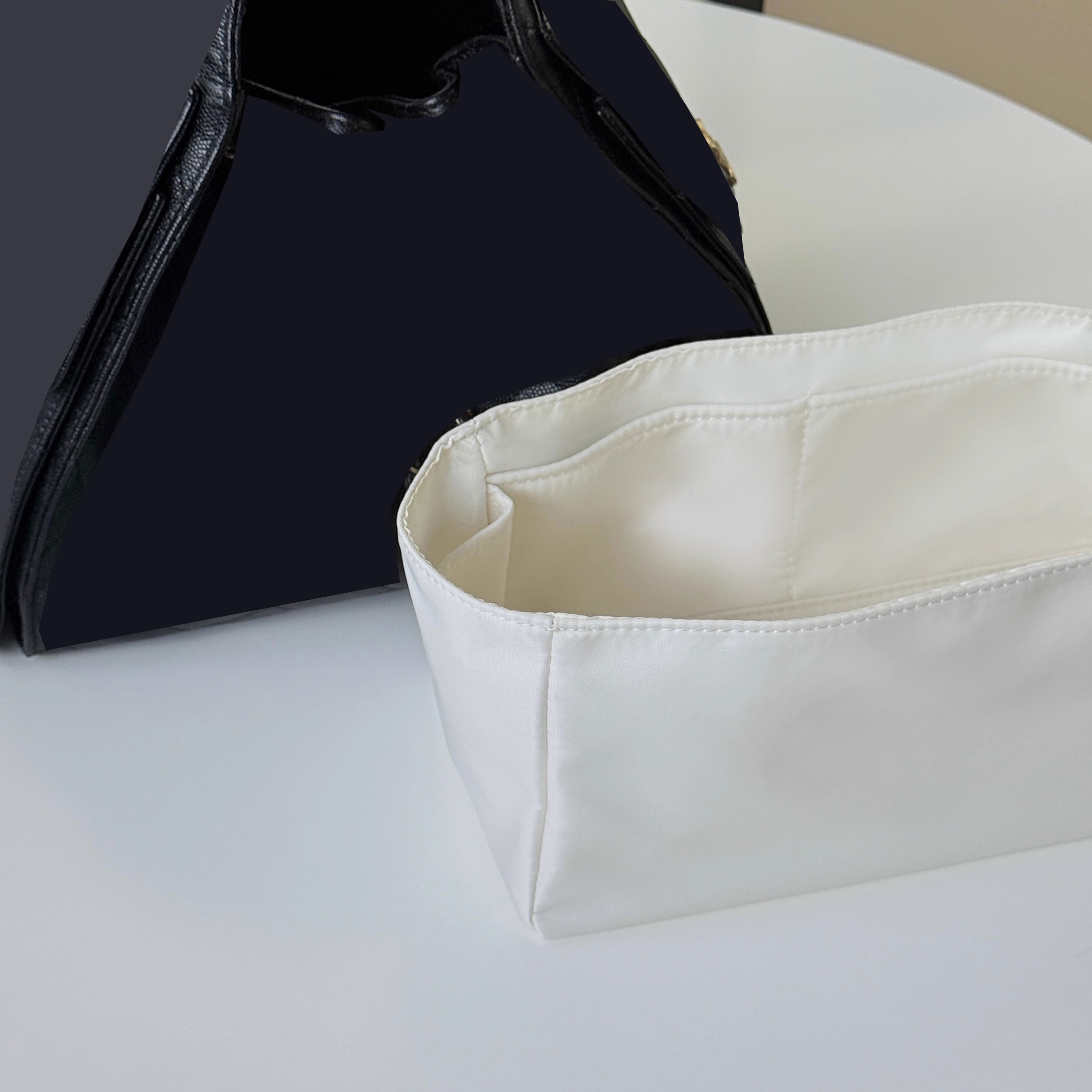 バッグインバッグ Chanel 25bag Hobo S/M対応 ナイロン 軽量 自立 インナーバッグ 小さめ 大きめ バッグの中 整理 整頓 通勤 旅行バッグ 防水 水洗可能 バッグ 内部 底 汚れ防止 ROBEE sunnystation-10006488 Sunny Station サンプル画像2