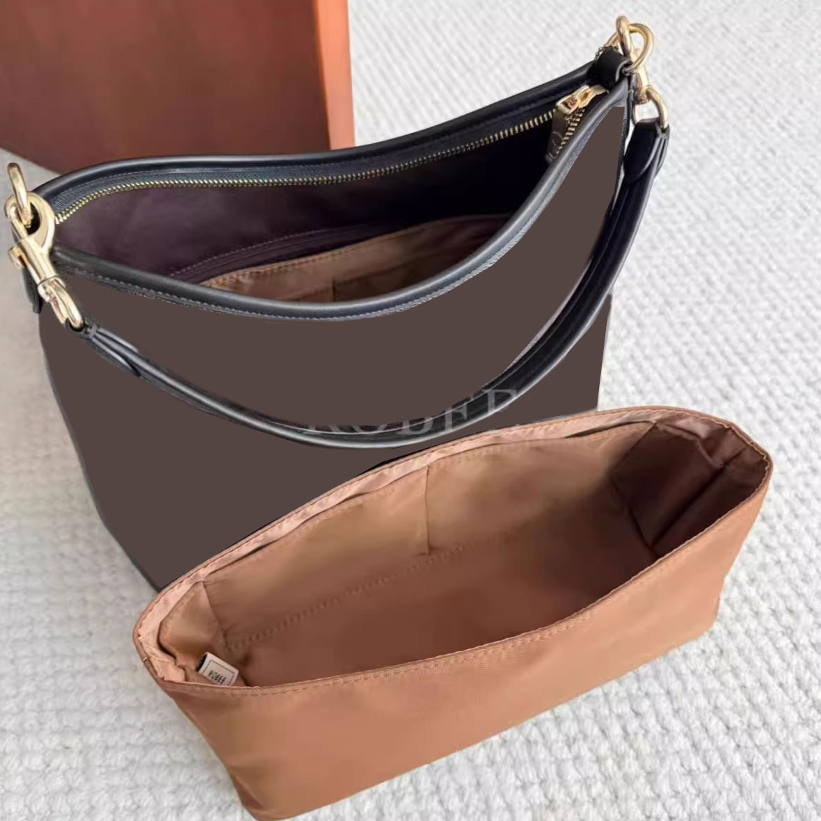 バッグインバッグ Coach Laurel31対応 ナイロン 軽量 自立 インナーバッグ 小さめ ...