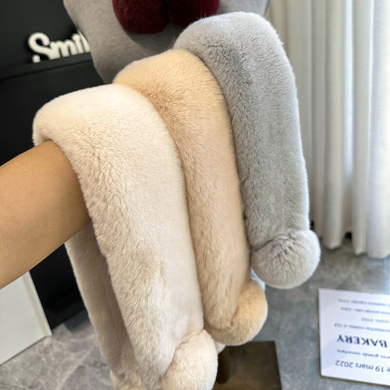 Sunny Stationの【リアルファー 高品質】 マフラー ウサギファー 11色展開 レディース ふわふわ もこもこ 秋冬 防寒 無地 PaBin｜アングル2