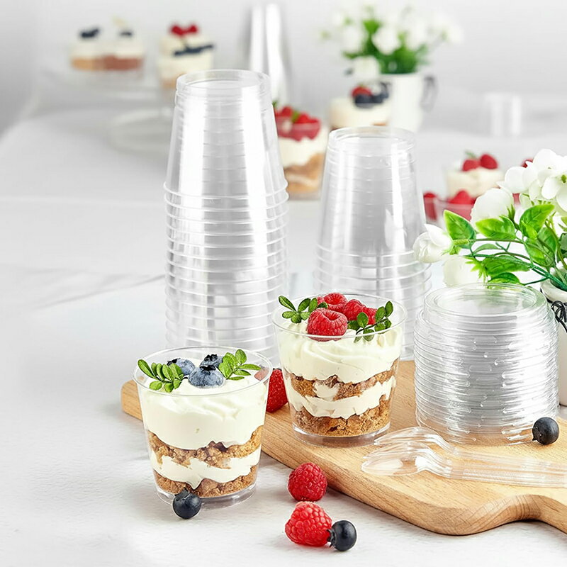 Rakuten - 50個セット カップ プリンカップ 使い捨て DIYお菓子用 透明 プリン型 コップ 190ml 蓋付 円形 平蓋 直径7.7cm ポリスチレン製 デザートお菓子 家庭用 誕生日 パーティー 業務用品 持ち運び便利 おしゃれ