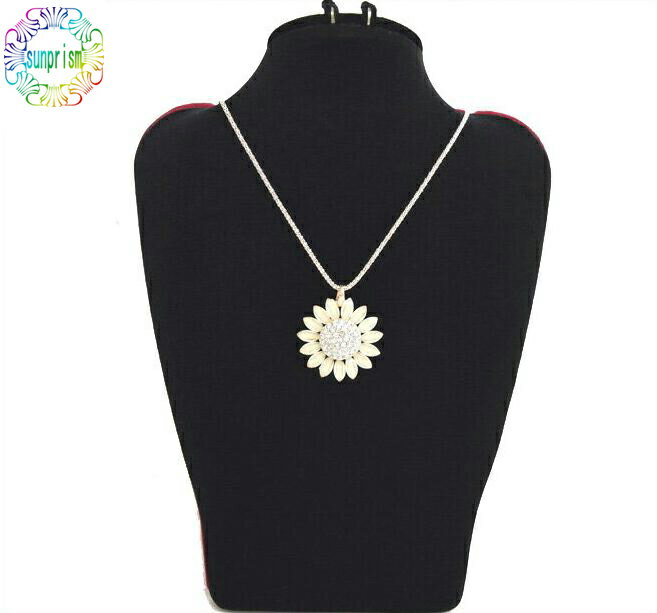 【500円ポッキリ】花びらトップ付きペンダントネックレス フラワー パーティー キラキラ ストーン 二次会 結婚式【クロネコゆうパケット対応】