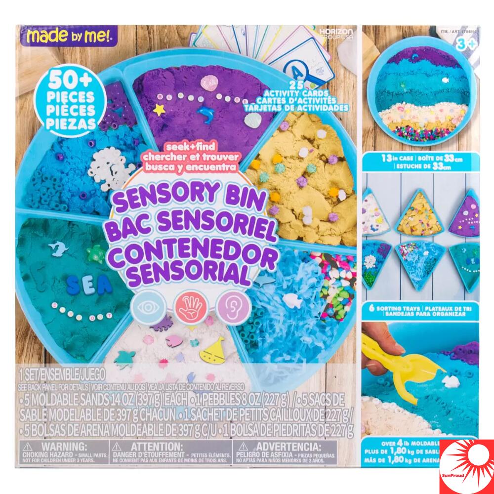 触って学ぶ「感覚あそび」50ピース。片付けまで1箱で完結 メイド・バイ・ミー センソリー・ボックス 海は、ふにゃふにゃ素材・でこぼこビーズ・小石・やわらかフォーム・伸びるプレイサンドなど、さまざまな触感を体験できる知育セットです。遊びながら、指先の器用さや探求心、創造力を引き出します。 特長 収納ボックス一体型で、収納・持ち運びが簡単 触感遊びで探求心を刺激し、集中のきっかけに 型抜き・こねる・伸ばす遊びで手先の動きをサポート ローラーやプレートで模様付けし、原因と結果の学びへ ビーズや小石で、色・数の学びにも活用 遊び方の例 1. プレイサンドをこねる・伸ばす 2. 型に詰めて形を作る（指先トレーニング） 3. ローラーで模様をつける（仕組みを体験） 4. ビーズや小石で数を数える・色を学ぶ 5. スコップやクマデで触感の違いを楽しむ 屋内でも屋外でも使えます。寒い日や雨の日の室内遊びにもおすすめです。 仕様 商品名 メイド・バイ・ミー センソリー・ボックス 海 内容 50ピース（センソリー遊びパーツ一式） 対象年齢 3歳以上 特記事項 散らかりにくく、片付けは箱に戻すだけ室内時間が増える季節に選ばれる「感覚あそび」セット 外遊びが減る季節は、家の中で「集中して遊べる」「学びにつながる」おもちゃが求められます。 本商品は、触感の違いを楽しみながら、指先の動き・創造力・探求心を育てる体験を1箱にまとめました。 購入の決め手は「片付けのラクさ」 知育系の砂遊び・感覚遊びでよくある悩みは「散らかる」「出すのが面倒」。 このセットは収納ボックス一体型なので、遊び終わったら中身を箱に戻すだけ。 片付けの心理ハードルが下がると、自然に遊ぶ回数が増え、満足度につながります。 おすすめの方 室内で集中して遊べる知育玩具を探している 指先を使う遊びを増やしたい 散らかりにくい遊び道具がほしい 誕生日・クリスマス・入園祝いのギフトに 安心ポイント 3歳以上向けの知育設計 触感の違いを通じて学びのきっかけを作る 屋内・屋外どちらでも使える 遊び終わったら箱に収納できる 在庫限りのため、気になる方はお早めにご検討ください