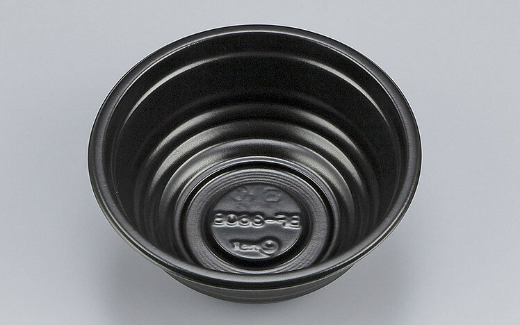 商品詳細 サイズ 外寸：φ132×高55mm／底寸：φ65mm 材質 BF（低発泡ポリスチレン） 商品説明 耐熱性のある丼容器です。外嵌合蓋「BF－360－B」は別売です。●ご飯の量：約310g●電子レンジ使用可●オーブン使用不可●耐熱温度：105℃●耐油性あり