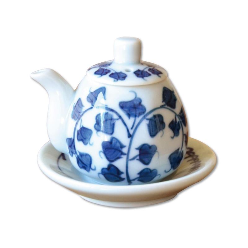 醤油差し しょうゆさし 調味料入れ おしゃれ かわいい コンパクト 日本製 陶器 磁器 有田焼 唐草 ミニ ..