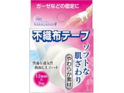 Rakuten - 【メール便で送料無料 ※定形外発送の場合あり】新タック化成株式会社サージカルテープ（不織布）12mm×9mm　F20＜ソフトな肌ざわりの不織布テープです＞