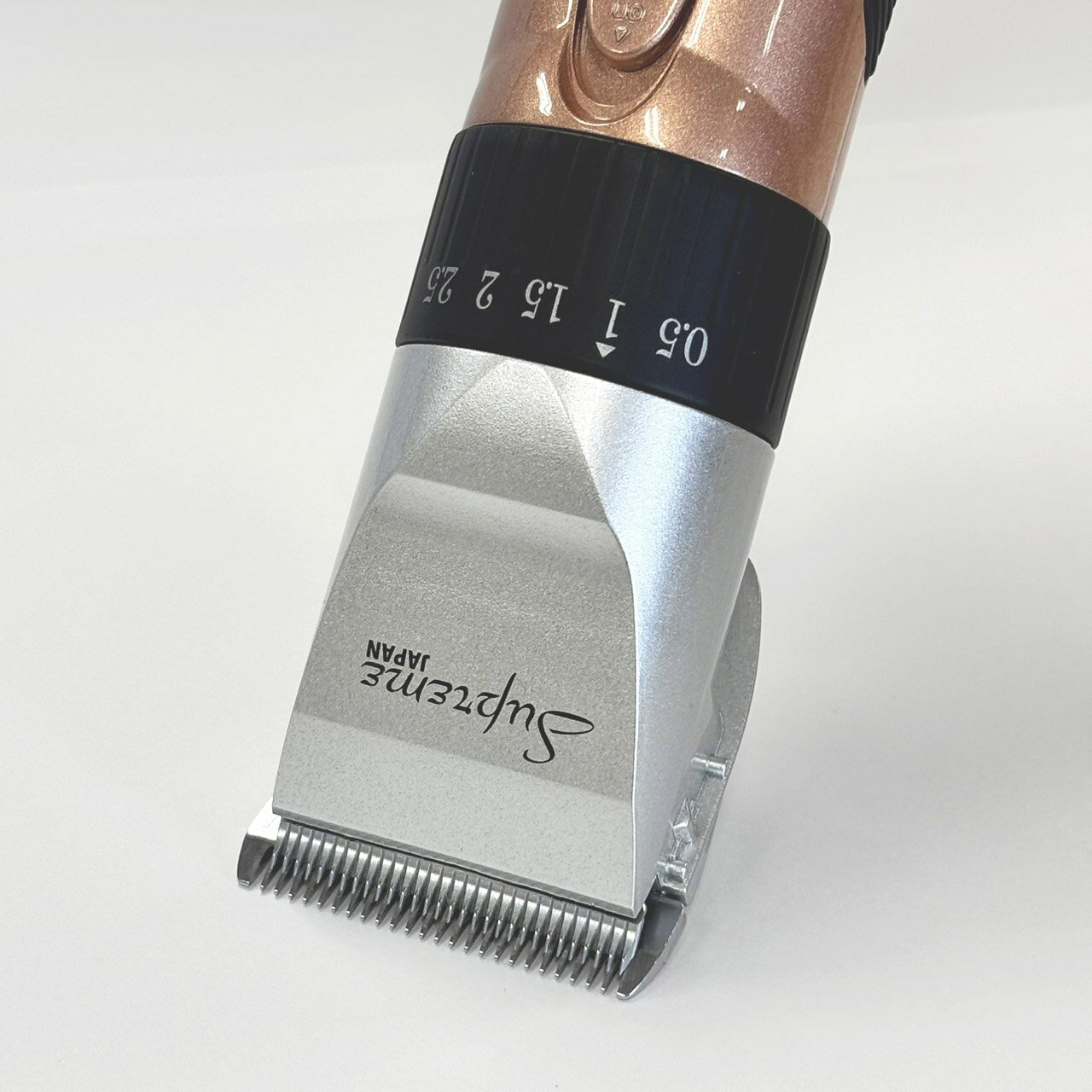 Supreme サプリ−ム コードレスクリッパー DK380KIT ペールオレンジ 0.5〜2.5mm可変...