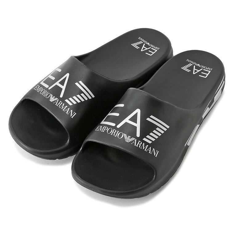 ブランドエンポリオ アルマーニ EMPORIO ARMANI 商品番号7X000356-AF18618 素材アッパー：エチレン酢酸ビニル 100%、ソール：エチレン酢酸ビニル 100% カラーMC026 仕様コントラストカラーの大きなEA7ロゴ入りバンド、滑りにくいラバーソール、ミッドソールにイーグルロゴ 生産国VETNAM 付属品商品タグ、BOX(輸入時に破損がある場合がございます) ◆エンポリオ アルマーニ EMPORIO ARMANI◆「Crusher Distance」スライドサンダル。幅広のバンドに、ひと際目を引く大きなEA7ロゴをあしらいました。ミッドソールにはイーグルロゴを配し、プールやビーチ、ジムへの持ち運びなど、幅広いシーンで活躍するスタイルに仕上げています。 表示サイズ（EUR) 40 40.5 41 41.5 42 42.5 43 43.5 44 日本サイズ（cm) 25.5 - 26.5 - 27 - 27.5 - 28 ※靴のサイズは、木型・デザイン等により若干変わることがあります。同じメーカーの靴でも商品によって異なる場合があります。 また、各ブランドにおいてサイズが異なることがございます。サイズ表は目安としてご利用ください。◆エンポリオ アルマーニ EMPORIO ARMANI◆EA7 スライドサンダル オーバーサイズロゴ ブラック×シルバー7X000356-AF18618 MC026