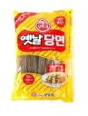 ■商品名：オットギ春雨500g ■商品説明 さつまいもが主材料の韓国春雨。チャプチェ（韓国定番料理） ■保管方法 直射日光及び高温の場所を避けて冷暗所にて保存してください。 ■原材料：さつま芋でん粉 100% ■味覚期限：別途表示 ■調理法 (1)沸騰したお水に春雨をいれ約6分ほど茹でます。 (2)冷たいお水で2〜3回洗い、水気が取れる容器に移します。 (3)水気がとれた麺をジャプチェや、各種スープ、チゲ、 ソロンタン、ブルコギ料理に入れるとより美味しくなります。 この値段でこの品質、お買い得！ ■ 納入実績 ■ レストラン、食堂、ホテル、和食、旅館、焼肉屋、韓国食品、 韓国食品,韓国雑貨,韓国食材屋,韓国焼肉屋など… * ・'★*:・'。* ○:'*　'∵‥∴☆∵‥∴‥∴‥∵*:○:'*'*∵*:○:'*'*○:'*'* 当社の商品は弊社が数多い会社の商品から厳選されたものだけを選び、 より低価格で皆様にご提供できるよう、最善を尽くしております！ ■日本最大韓国韓流館■