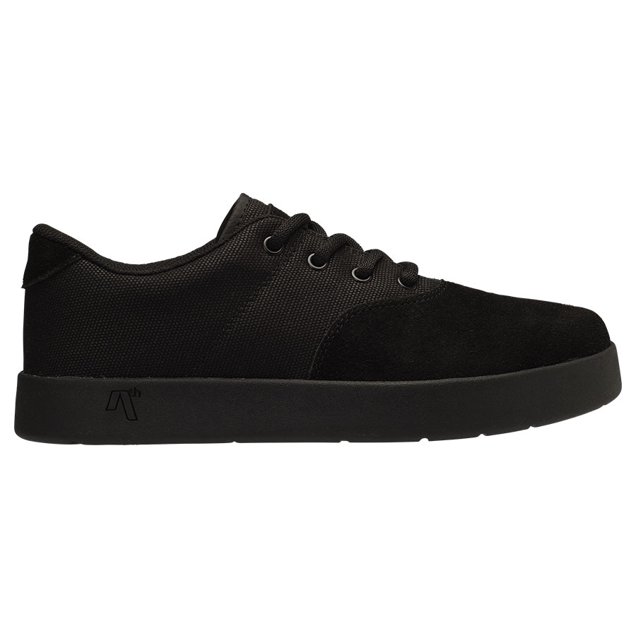 【お取り寄せ商品】 AREth FOOTWEAR 2025 Early PLUG ALL BLACK