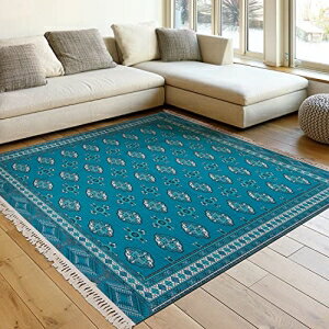 商品紹介トルクメン絨毯とは、イラン北東部にすむトルコ系の遊牧民、トルクメン族によって昔から織り継がれている絨毯です。細かく丁寧な織り目としなやかで薄手に仕上げられるトルクメン絨毯は部族系ペルシャ絨毯の中でも細かな織りを誇り、正確なモチーフと...