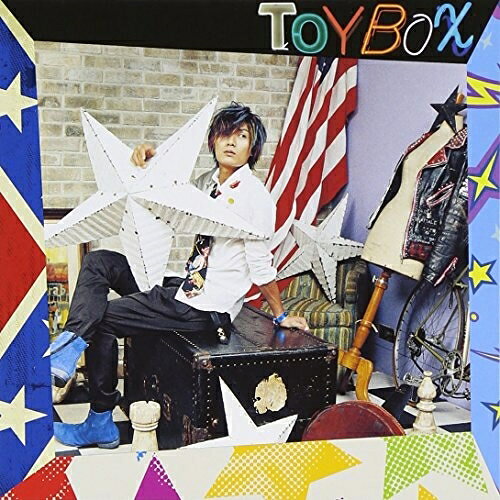 TOY BOX加藤和樹カトウカズキ かとうかずき　発売日 : 2013年11月20日　種別 : CD　JAN : 4988064388592　商品番号 : AVCD-38859【商品紹介】加藤和樹のソロ・デビュー7周年(2013年時)記念シリーズ第2弾となるミニ・アルバム。7年間の”軌跡”を共に築いてきたプロデューサー陣である大島賢治(ex.ハイロウズ)、吉田トオル、田中明仁(ex.ザ・ベイビースターズ)、日田一聡、自身のソング・ライティングによるオリジナル楽曲を多数収録。更にライブで披露されCD化が待ち望まれていた「あいことば」も初収録!【収録内容】CD:11.LADY GO!!2.G線上のマリア3.セイテンノヘキレキ4.Dear my friend5.Memories6.あいことば