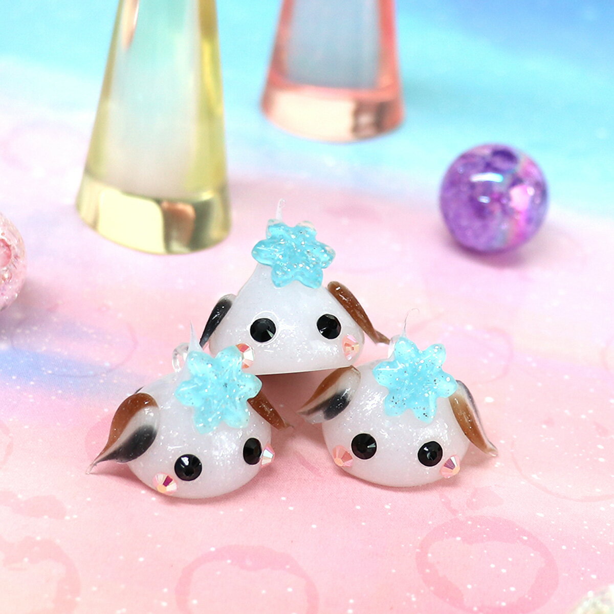 ライトブルーの花／シマエナガほっぺちゃん／ストラップ／sunhoseki