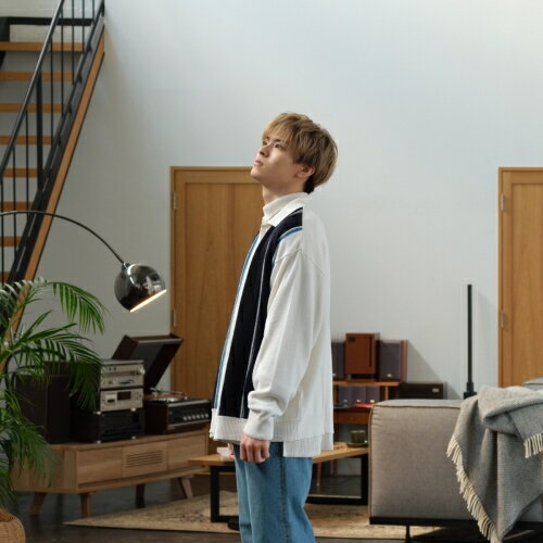 【商品紹介】高野洸・待望の2ndアルバム『2LDK』(ニーエルディーケー)が6/8(水)にリリース!最新曲「ASAP」の収録に加え、アルバム新録曲では初の他アーティストとのコラボレーション曲も収録!初回生産限定盤には特典映像として『Making of 2nd ALBUM "2LDK"』や、今年2月に開催された"高野洸 FAN MEETING 2022 on the stage 〜"のファイナル・ 2/27 の公演の模様を収録!2LDK (CD+2DVD(スマプラ対応)) (初回生産限定豪華盤)高野洸タカノアキラ たかのあきら　発売日 : 2022/6/8　種別 : CD　JAN : 4988064969685　商品番号 : AVCD-96968【収録内容】CD:11.Another Brain2.tiny lady3.ツイてる。4.Precious5.slow game life feat.Bimi6.Memory of Sunset7.鶴8.Embrace9.SECRET10.Pull the Trigger11.サマービーツ12.ASAPDVD:21.サマービーツ 〜高野洸 1st Live Tour "ENTER"〜(Music Video)2.tiny lady(Music Video)3.Memory of Sunset(Music Video)4.ASAP(Music Video)5.Another Brain(Music Video)6.ツイてる。(Music Video)7.Making of 2nd ALBUM "2LDK"(特典映像1)DVD:31.「高野洸 FAN MEETING 2022〜on the stage〜」(ファイナル・2/27・2部公演)2.「高野洸 FAN MEETING 2022〜on the stage〜」(ファイナル・2/27・1部イベントパートダイジェスト)3.「高野洸 FAN MEETING 2022〜on the stage〜」(ファイナル・2/27 Making)【 ご注文前にご確認お願いいたします。 】　・併売商品の為、品切れする場合がございます。　・パッケージに色焼けや痛みがある場合がございます。　・発送の都合上すべて揃い次第となりますので単品でのご注文をオススメいたします。　当店からのメールを必ず受信できるようにご設定をお願いいたします。