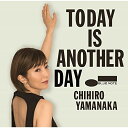 TODAY IS ANOTHER DAY (UHQCD+DVD) (限定盤)CHIHIRO YAMANAKAチヒロヤマナカ ちひろやまなか　発売日 : 2022年12月21日　種別 : CD　JAN : 4988031530139　商品番号 : UCCJ-9241【商品紹介】ニューヨークを拠点に世界を駆ける、日本が誇るジャズ・ピアニスト山中千尋。本作は、実に2年半振りとなる全編ニューヨークでの新録音で届けられる、待望のニュー・アルバム。美しいテーマが印象的な本人書き下ろしの新曲「Today Is Another Day」と「Old Days」、キース・ジャレットの名曲「So Tender」、財津和夫による「切手のないおくりもの」など、バラエティに富んだ楽曲をセレクト。ピアノ・トリオ編成で、山中の真骨頂でもあるエネルギッシュかつリリカルなプレイを存分に楽しむことができる。本作のバックを支えるのは、山中のアフター・アワーズ・トリオとしても長年活躍を続ける脇義典(b)、アビー・リンカーン作品への参加やデューク・エリントン・オーケストラとしての活動も知られるジェニファー・ヴィンセント(b)、そして2001年に発表された山中のCDデビュー作『リヴィング・ウィズアウト・フライデイ』にも参加した盟友ラフラエ・オリヴィア・サイ(ds)。【収録内容】CD:11.Today Is Another Day2.Tres Palabras3.So Tender4.Old Days5.Midnight Mood6.Calling You7.Ojos De Rojo8.Quiet Now9.My Shining Hour10.A Song For You(Kitte No Nai Okurimono)DVD:21.Today Is Another Day2.Tres Palabras3.Calling You4.Old Days