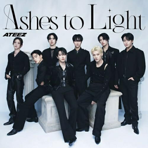 Ashes to Light (初回フラッシュプライス盤)ATEEZエイティーズ えいてぃーず　発売日 : 2025年9月17日　種別 : CD　JAN : 4988031786086　商品番号 : UMCK-7280【商品紹介】世界各国で大規模なワールドツアーを開催するなど、グローバルな人気を誇る韓国の8人組ボーイズグループ”ATEEZ”。そんなATEEZが、ユニバーサルミュージックに移籍後初となるフルアルバムをリリース。ATEEZが日本でフルアルバムをリリースするのは、2021年3月にリリースとなった『Into the A to Z』以来、約4年6か月ぶり。タイトルは、『Ashes to Light』(ヨミ:アッシュズトゥーライト)で、”困難からの新たな希望”という意味が込められており、本日公開された新ビジュアル、そして今後公開されていくアルバムフォトも、同じ世界観に沿って撮影されている。今作『Ashes to Light』には、今までリリースされたシングルの表題曲「NOT OKAY」や「Birthday」はもちろん、それぞれの作品に収録されている「Days」、「Forevermore」の4曲に加えて、今回のアルバムのために新録された5曲を含む計9曲が収録される予定。【収録内容】CD:11.Ash2.12 Midnight3.Tippy Toes4.FACE5.Crescendo6.NOT OKAY7.Days8.Birthday9.Forevermore