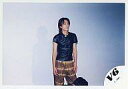 【中古】生写真(ジャニーズ)/アイドル/V6 V6/坂本昌行/横型・膝上・衣装黒・茶色ズボン・背景白/公式生写真