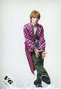 【中古】生写真(ジャニーズ)/アイドル/V6 V6/三宅健/全身・黒ピンクのブロック柄衣装・右足前/公式生写真