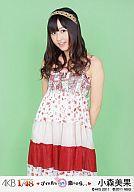 【中古】生写真(AKB48・SKE48)/アイドル/PSP「AKB1/48 アイドルとグアムで恋したら…」付録 小森美果(C)花柄のワンピース/PSP専用ゲームソフト「AKB1/48 アイドルとグアムで恋したら…」付録