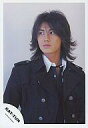 【中古】生写真(ジャニーズ)/アイドル/KAT-TUN KAT-TUN/赤西仁/上半身/黒コート/目線左/背景白