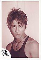 【中古】生写真(ジャニーズ)/アイドル/SMAP SMAP/木村拓哉/バストアップ/クロスネックレス/黒タンクトップ/セピア/公式生写真