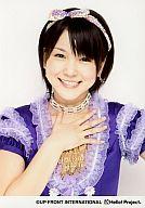 【中古】生写真(ハロプロ)/アイドル/ハロプロ 光井愛佳/バストアップ・右手首元・衣装紫フリル・背景白/公式生写真