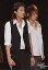 【中古】生写真(ジャニーズ)/アイドル/NEWS NEWS/内博貴/黒ベスト・ワイシャツ・斜め向き・後ろに人/公式生写真 220円