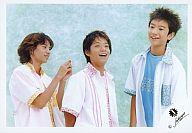 【中古】生写真(ジャニーズ)/アイドル/ジャニーズJr. 田中聖・錦戸亮・長谷川純/ジャニーズJr.時代/横型・バストアップ・錦戸口広げ/公式生写真