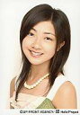 【中古】生写真(ハロプロ)/アイドル/Berryz工房 Berryz工房/熊井友理奈/顔アップ・衣装白緑・歯見せ/公式生写真
