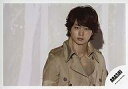 【中古】生写真(ジャニーズ)/アイドル/嵐 嵐/櫻井翔/横型・バストアップ・薄茶のコート/公式生写真