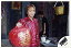 【中古】生写真(ジャニーズ)/アイドル/TOKIO TOKIO/城島茂/横型・上半身・衣装赤・右手に赤提灯・カメラ目線・後ろに人/公式生写真 220円