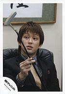 【中古】生写真(ジャニーズ)/アイドル/関ジャニ∞ 関ジャニ∞/横山裕/スーツ・ネクタイ金・手にパター・..
