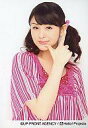 【中古】生写真(ハロプロ)/アイドル/Berryz工房 Berryz工房/菅谷梨沙子/バストアップ・衣装赤・右手親指と人差し指立て・背景白/公式生写真