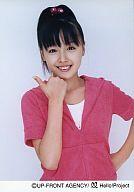 【中古】生写真(ハロプロ)/アイドル/モーニング娘。 久住小春/腰上・右手親指たて・白シャツ・ピンクパーカー/公式生写真