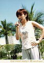 【中古】生写真(ハロプロ)/アイドル/モーニング娘。 モーニング娘。/後藤真希/膝上・衣装白・ズボングレー・右手マイク・左手腰・背景野外/公式生写真