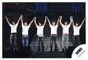 【中古】生写真(ジャニーズ)/アイドル/NEWS NEWS/集合(6人)/ライブフォト・横型・全身・センター錦戸・両手つなぎ・両手上・白シャツ・ジーンズ/公式生写真