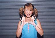 【中古】生写真(ハロプロ)/アイドル/モーニング娘。 モーニング娘。/矢口真里/横型・上半身・キャミソール水色・両手パー・背景シャッター/公式生写真