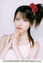 【中古】生写真(ハロプロ)/アイドル/モーニング娘。 モーニング娘。/田中れいな/バストアップ・衣装白・両手あわせ・髪飾り赤い花/公式生写真