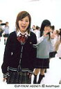 【中古】生写真(ハロプロ)/アイドル/Hello! Project 松浦亜弥/膝上・紺ニット・リボン赤・口開け・スカートチェック/公式生写真