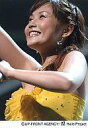 【中古】生写真(ハロプロ)/アイドル/モーニング娘。 モーニング娘。/安倍なつみ/ライブフォト・バストアップ・衣装黄色・目線左/公式生写真